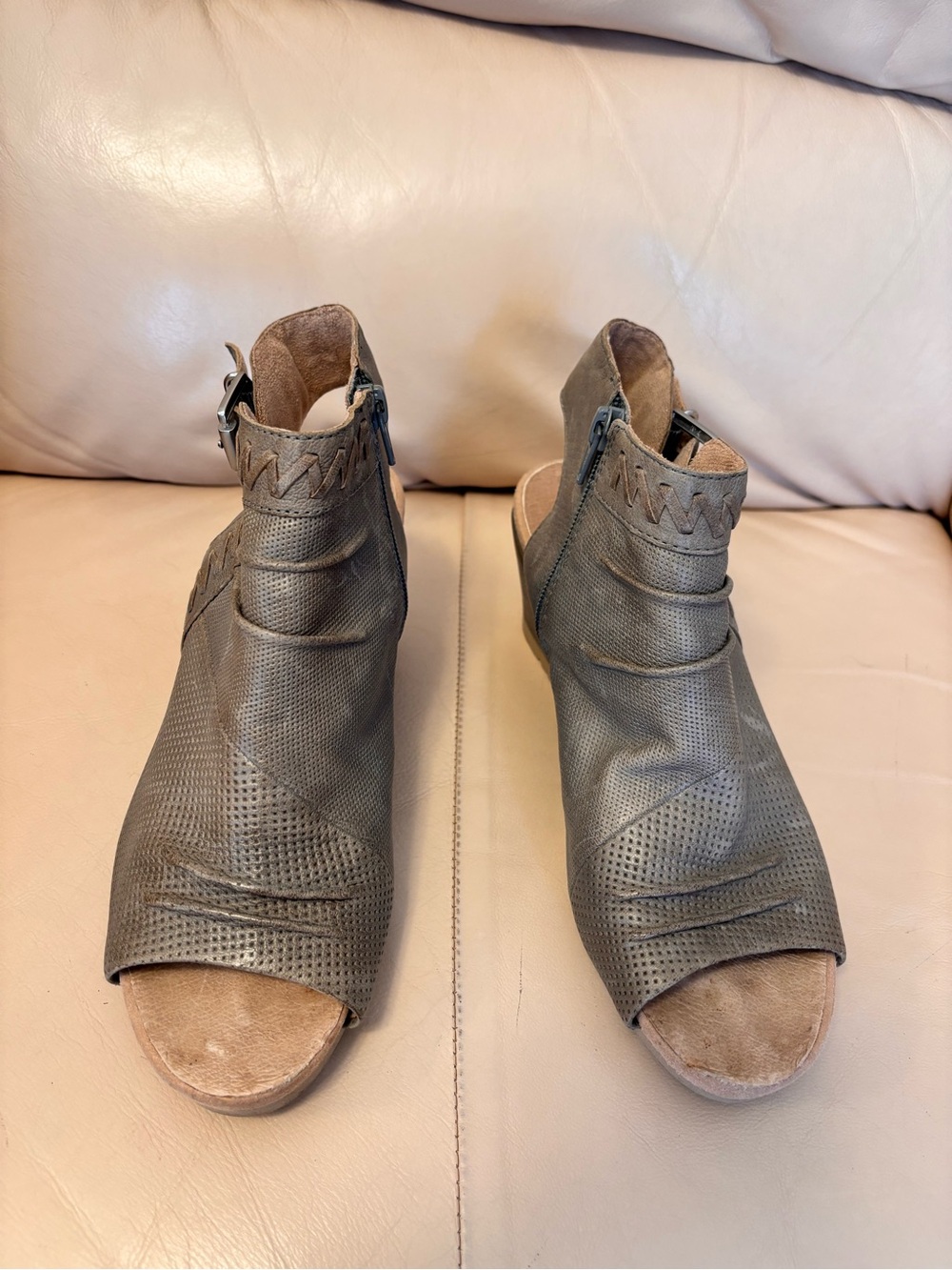 Earth Open-Toe Perforated Ankle Mules in Gray